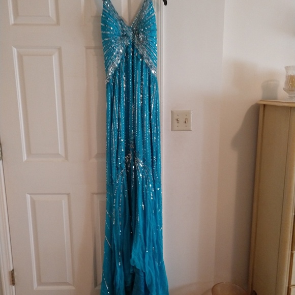 Prom Dress - Picture 4 of 4